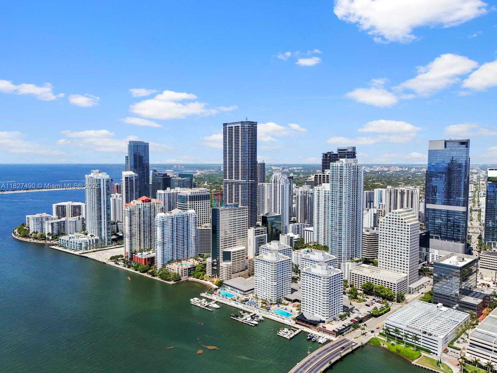 Small Image of 950 BRICKELL BAY DR #1807, Miami Number 22