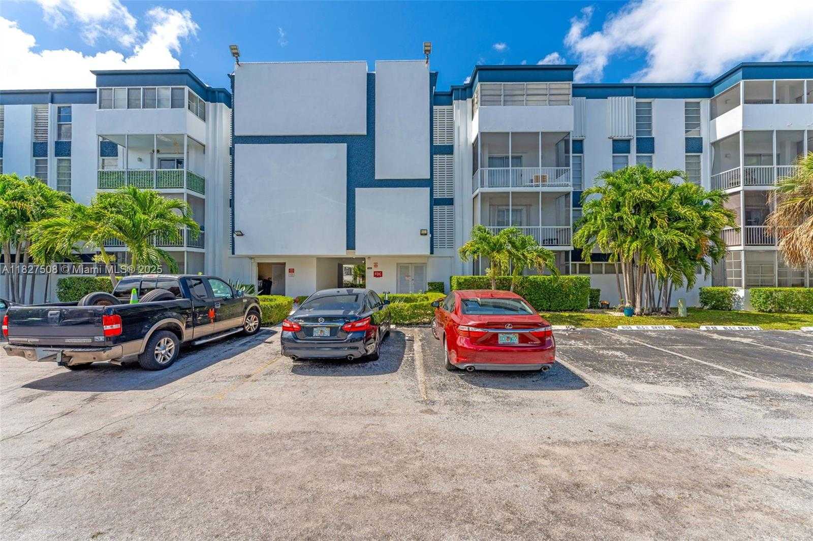 Small Image of 9159 SOUTH WEST 77TH AVE #314, Miami Number 3