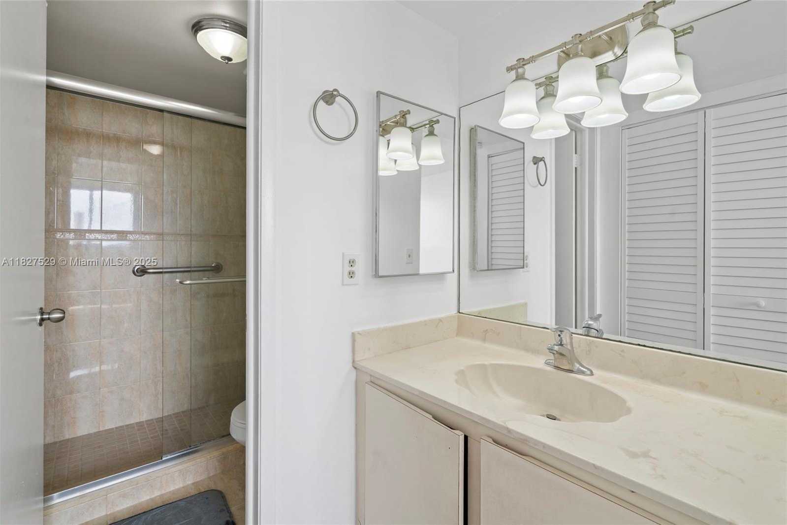 Small Image of 10290 NORTH WEST 9TH ST CIR #511, Miami Number 16