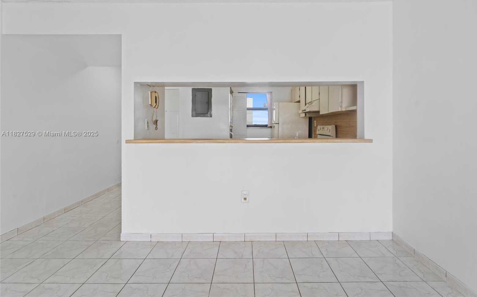 Small Image of 10290 NORTH WEST 9TH ST CIR #511, Miami Number 34