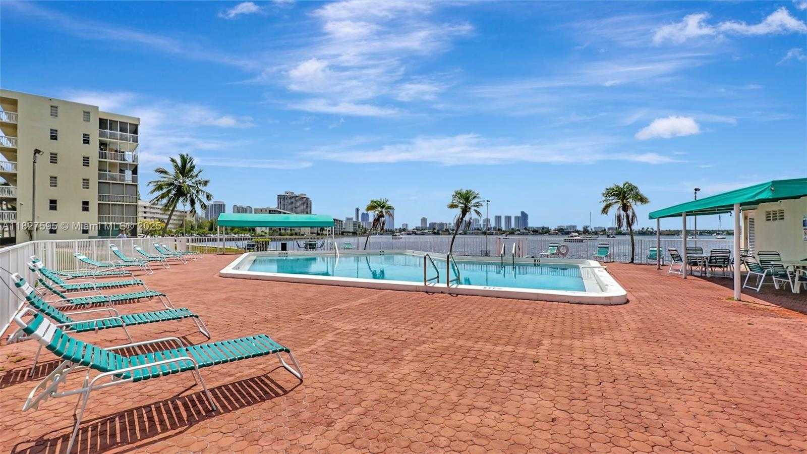 Small Image of 2905 POINT EAST DR #L514, Aventura Number 36