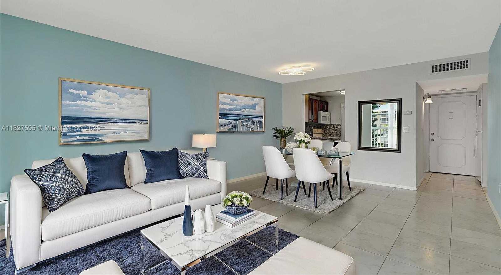 Small Image of 2905 POINT EAST DR #L514, Aventura Number 5