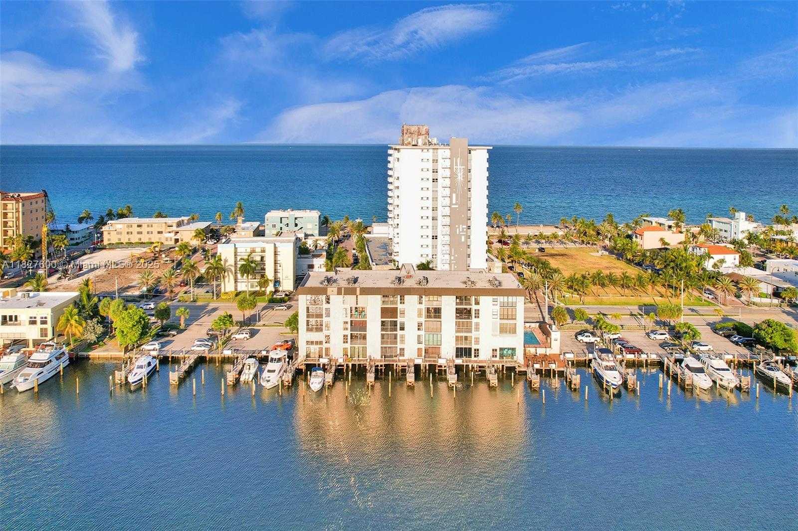 Small Image of 3200 NORTH OCEAN DR #105, Hollywood Number 3