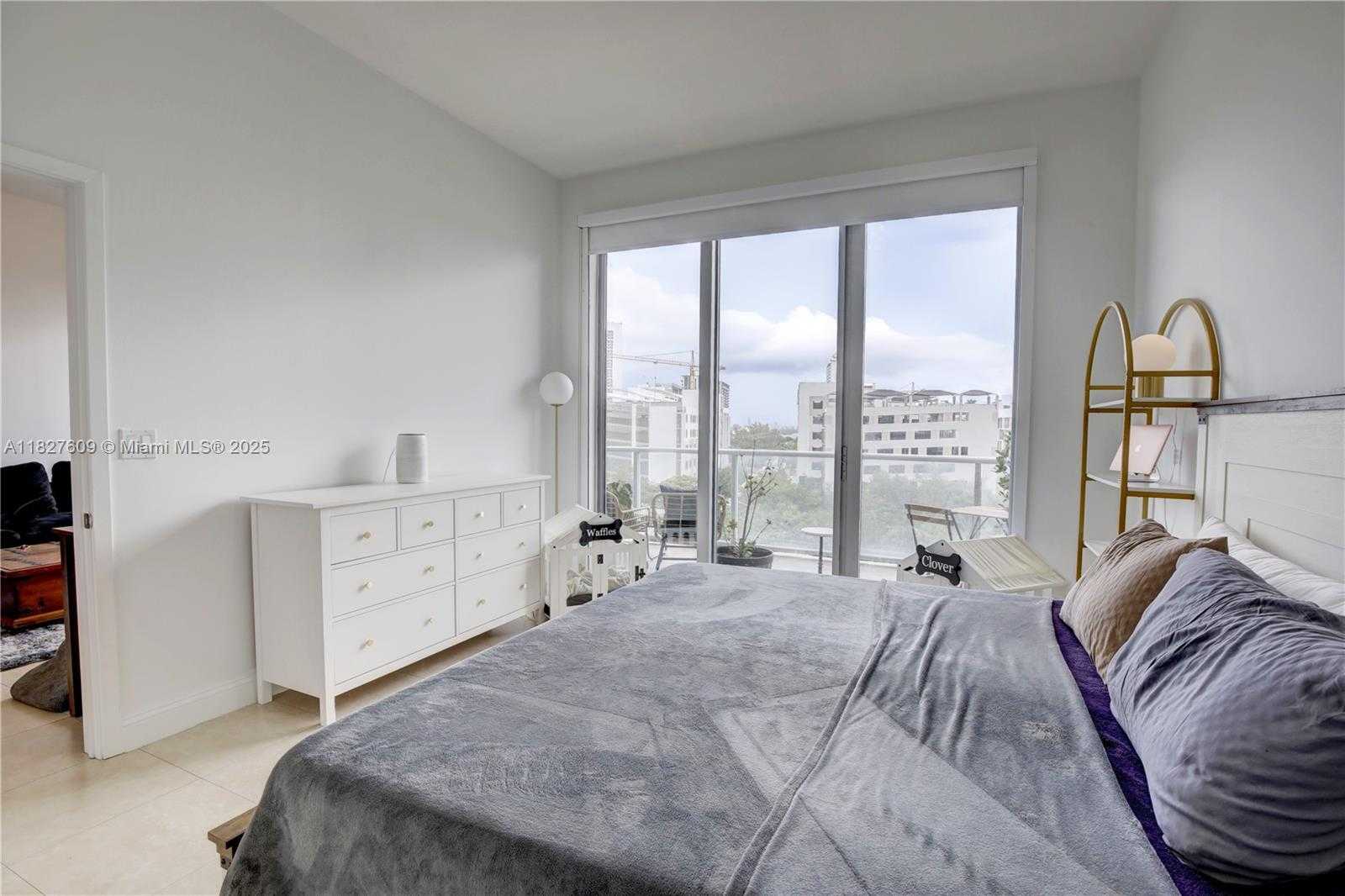 Small Image of 3470 EAST COAST AVE #H0604, Miami Number 12