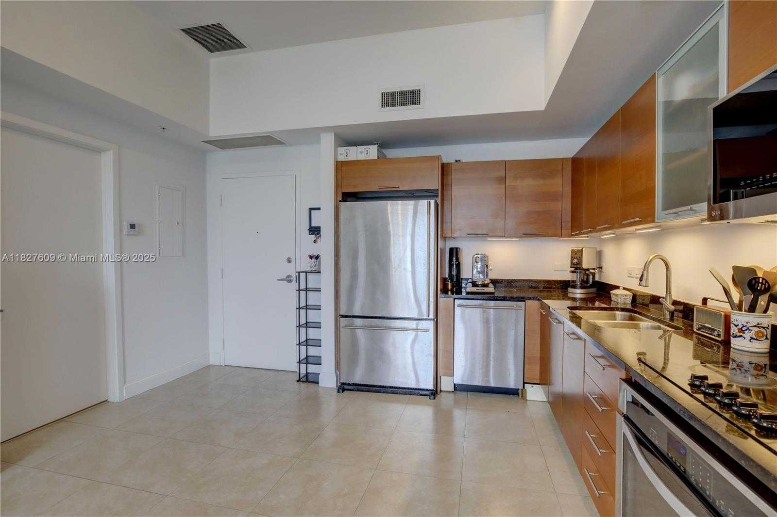 Small Image of 3470 EAST COAST AVE #H0604, Miami Number 3