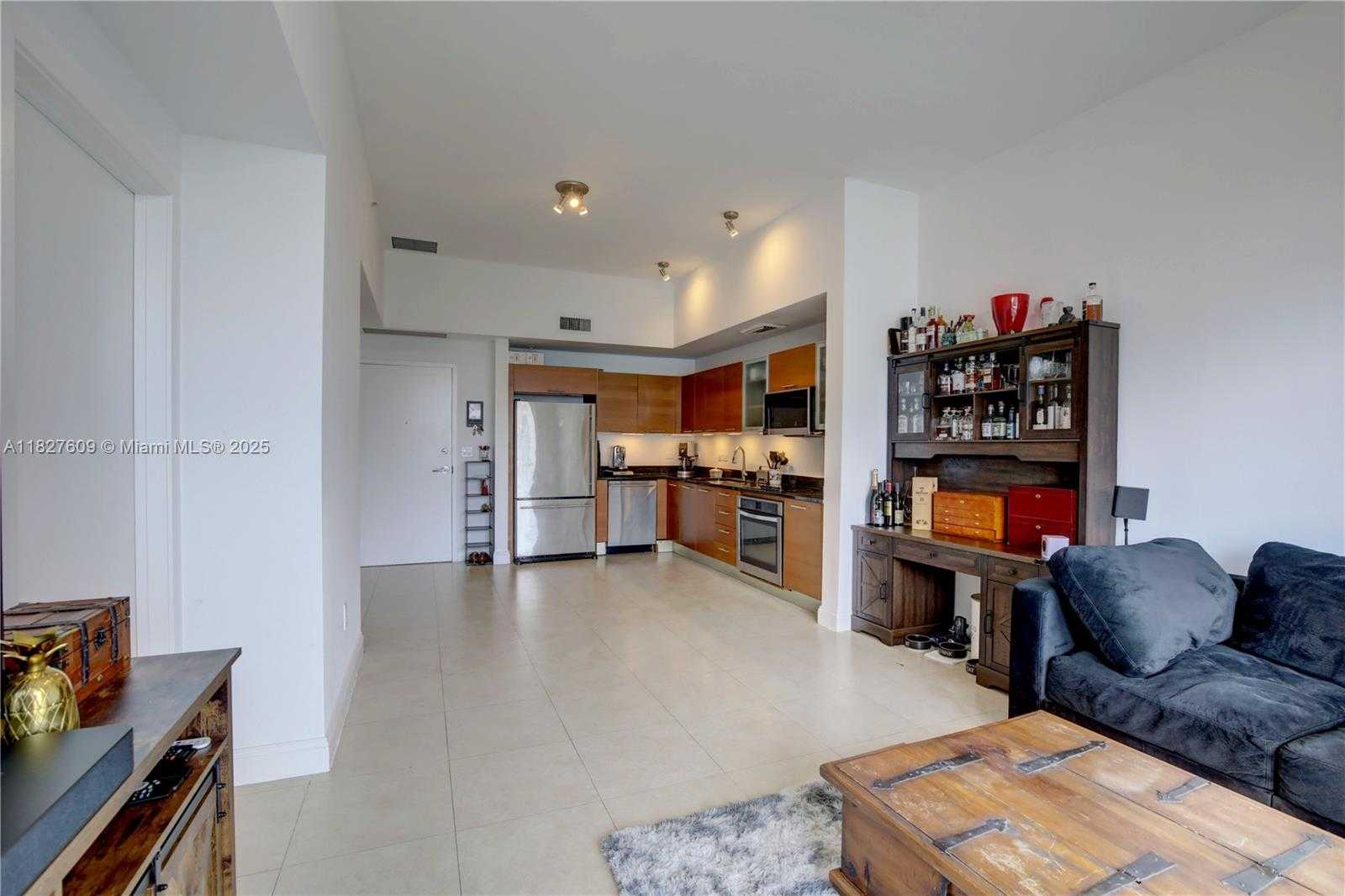 Small Image of 3470 EAST COAST AVE #H0604, Miami Number 8