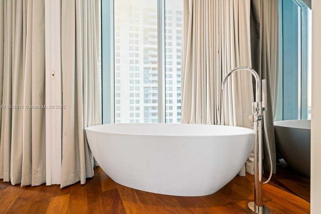 Small Image of 1300 MONAD TER #12F, Miami Beach Number 17
