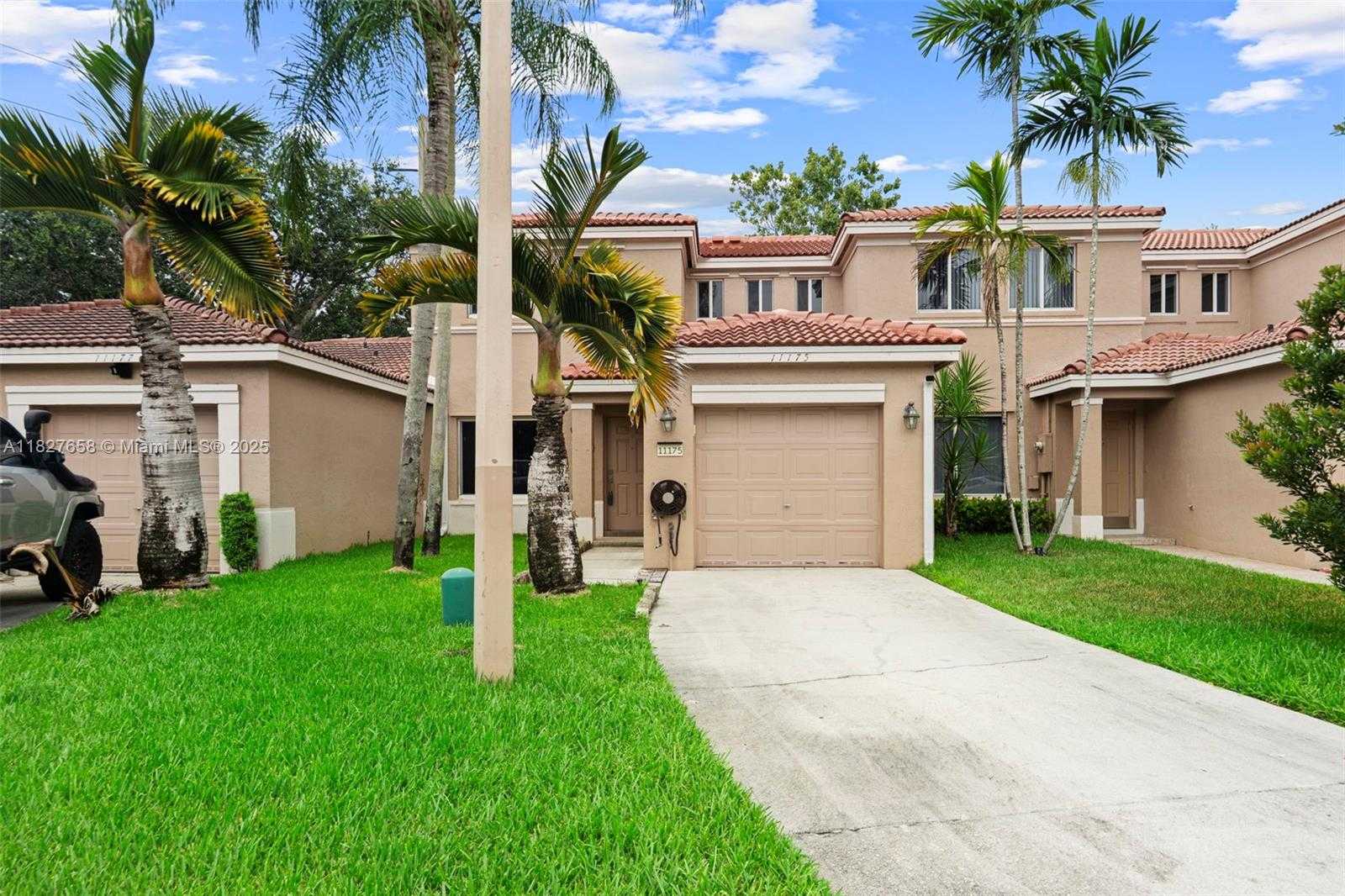 Small Image of 11175 SOUTH WEST 17TH MNR, Davie Number 37