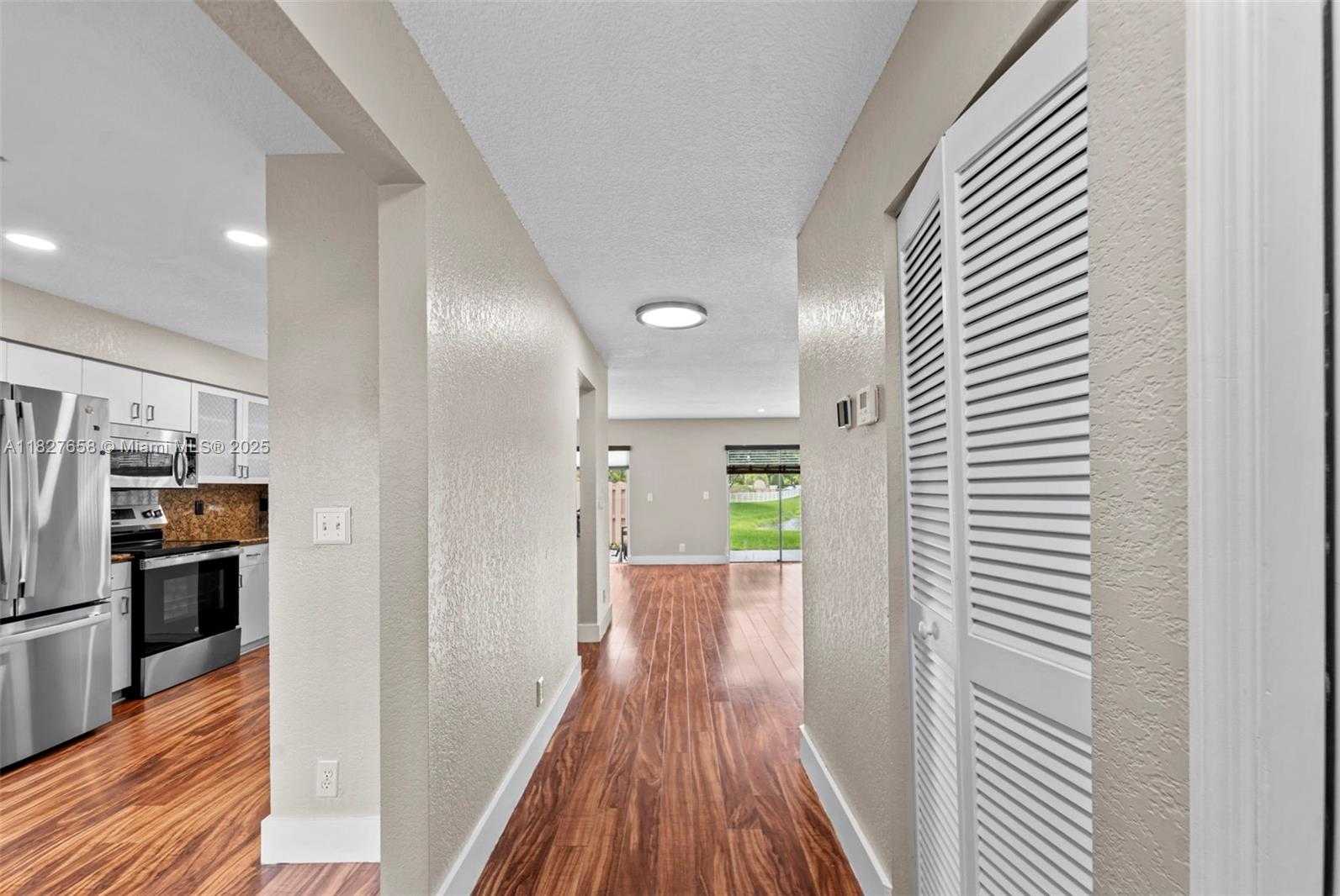 Small Image of 11175 SOUTH WEST 17TH MNR, Davie Number 5