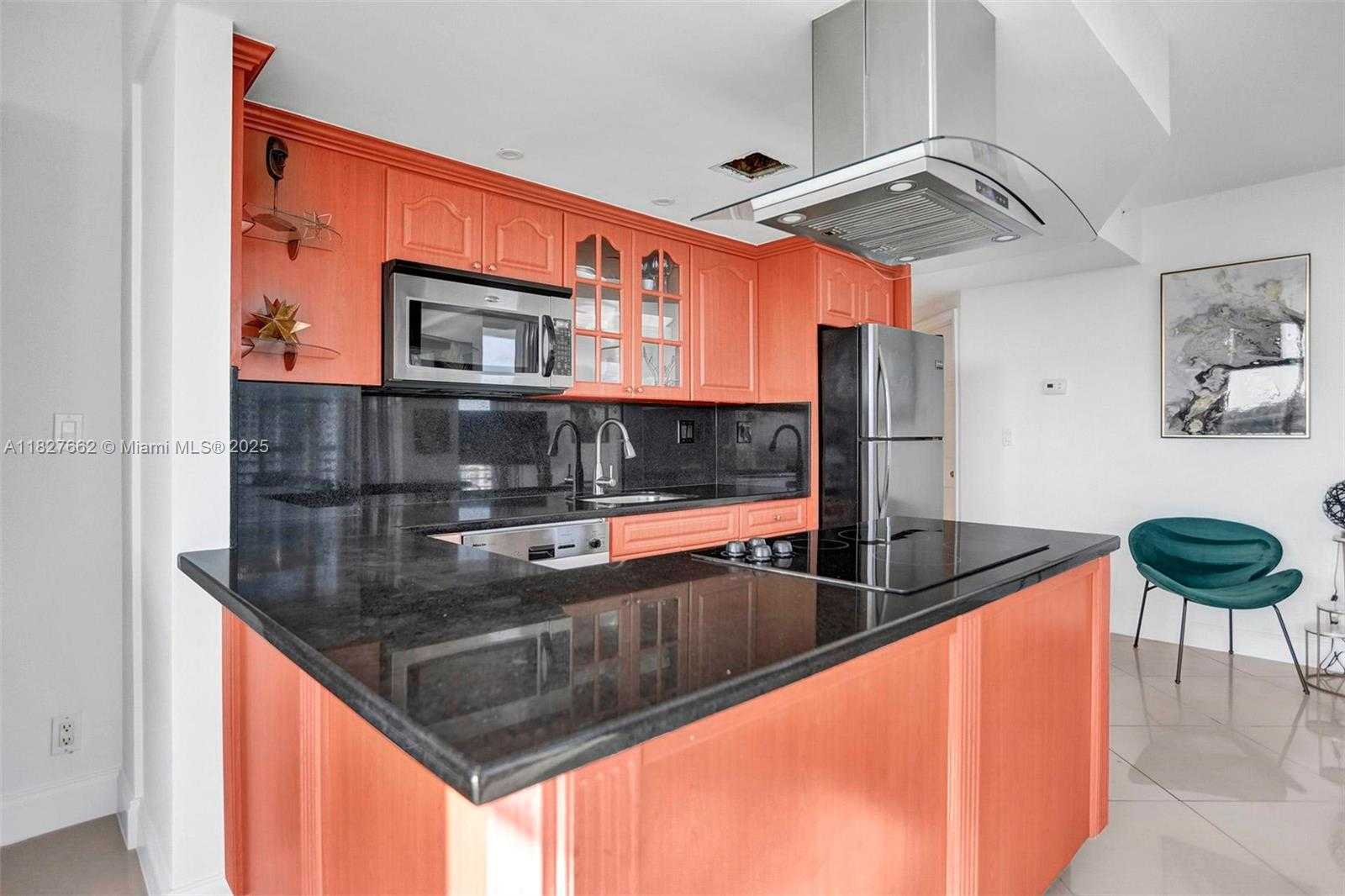 Small Image of 1720 HARRISON ST #14E, Hollywood Number 12