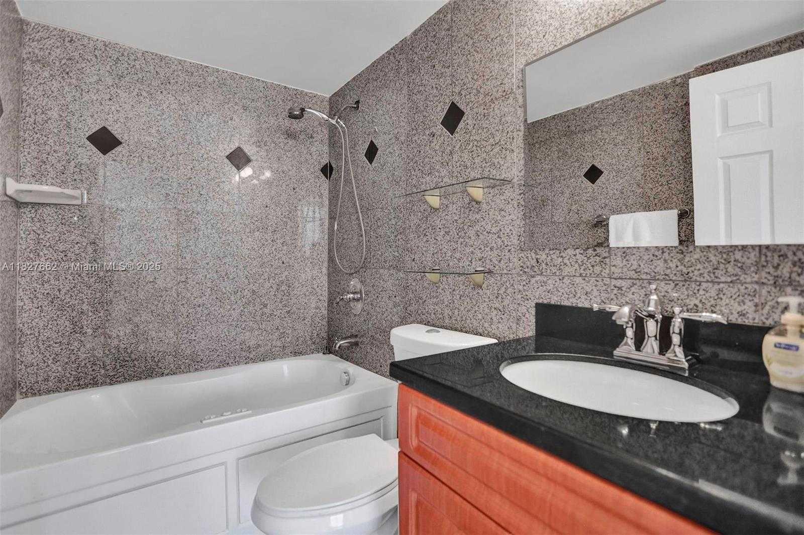 Small Image of 1720 HARRISON ST #14E, Hollywood Number 8