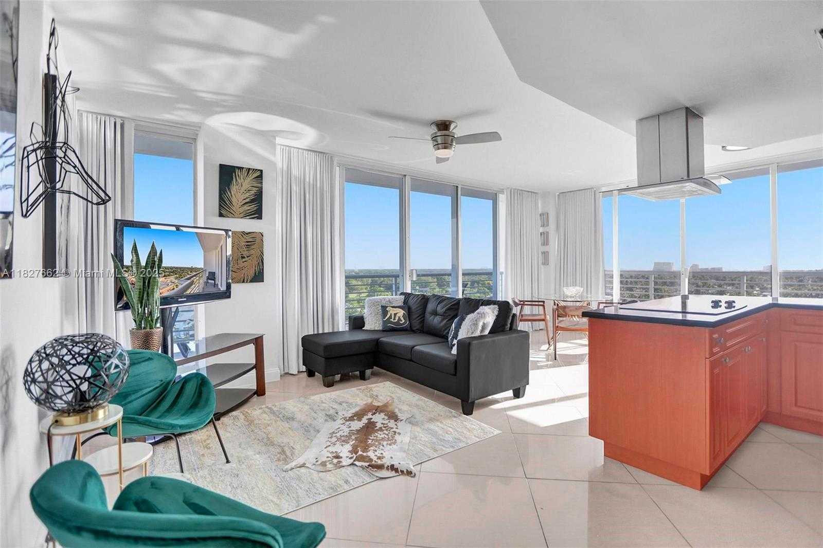 Small Image of 1720 HARRISON ST #14E, Hollywood Number 9