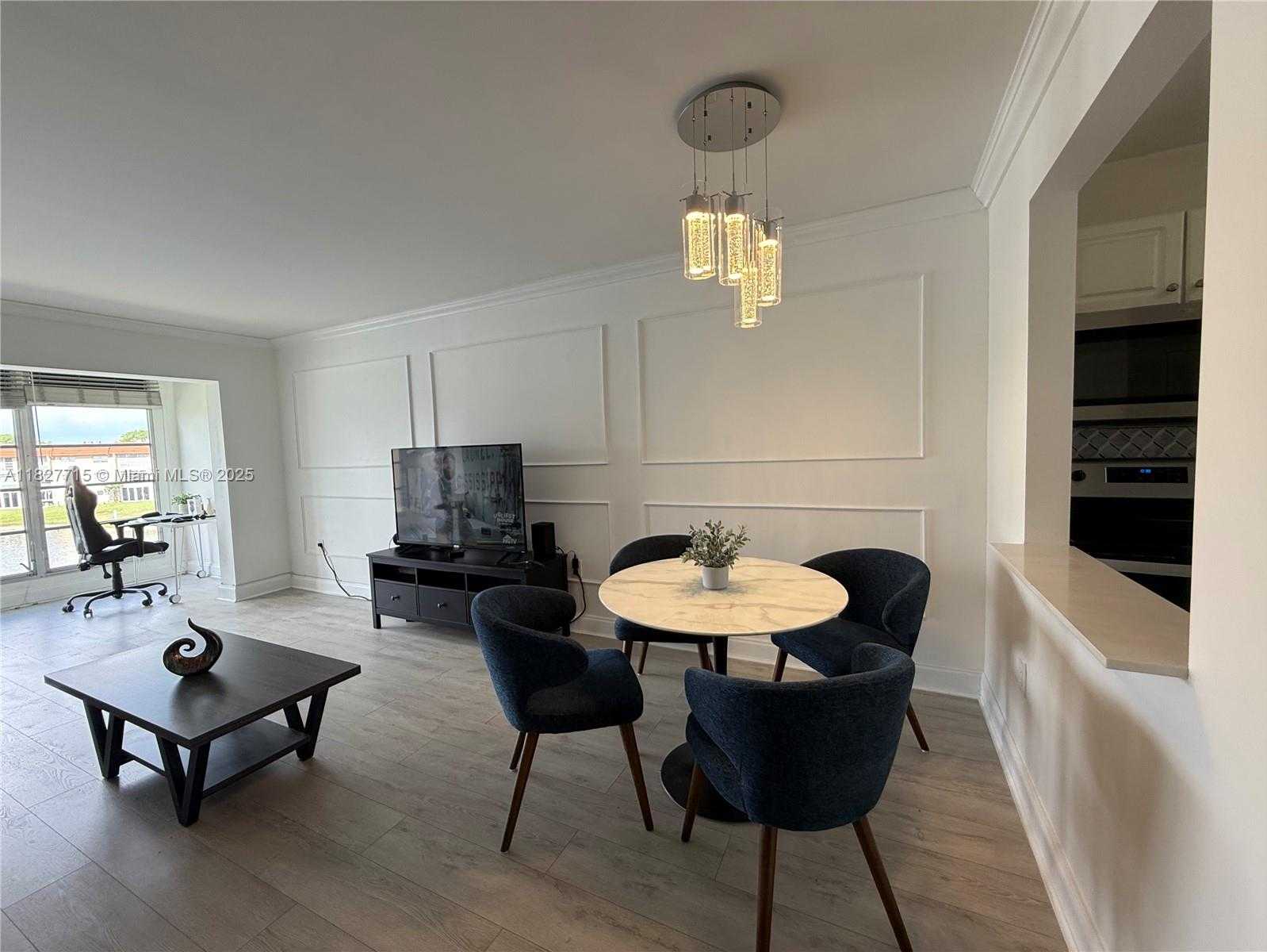 Small Image of 8880 SUNRISE LAKES BLVD #307, Sunrise Number 9