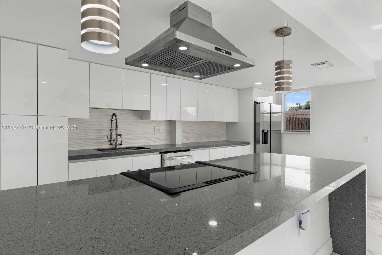 Small Image of 4162 SOUTH WEST 65 AVE #84, Davie Number 11