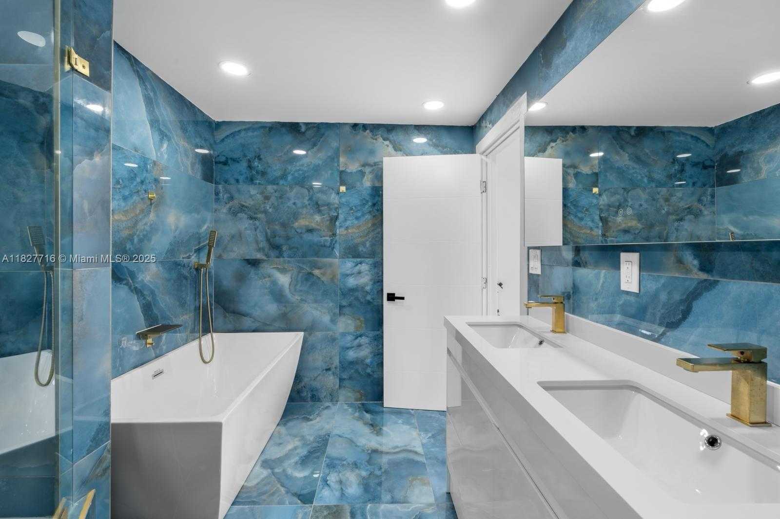 Small Image of 4162 SOUTH WEST 65 AVE #84, Davie Number 3