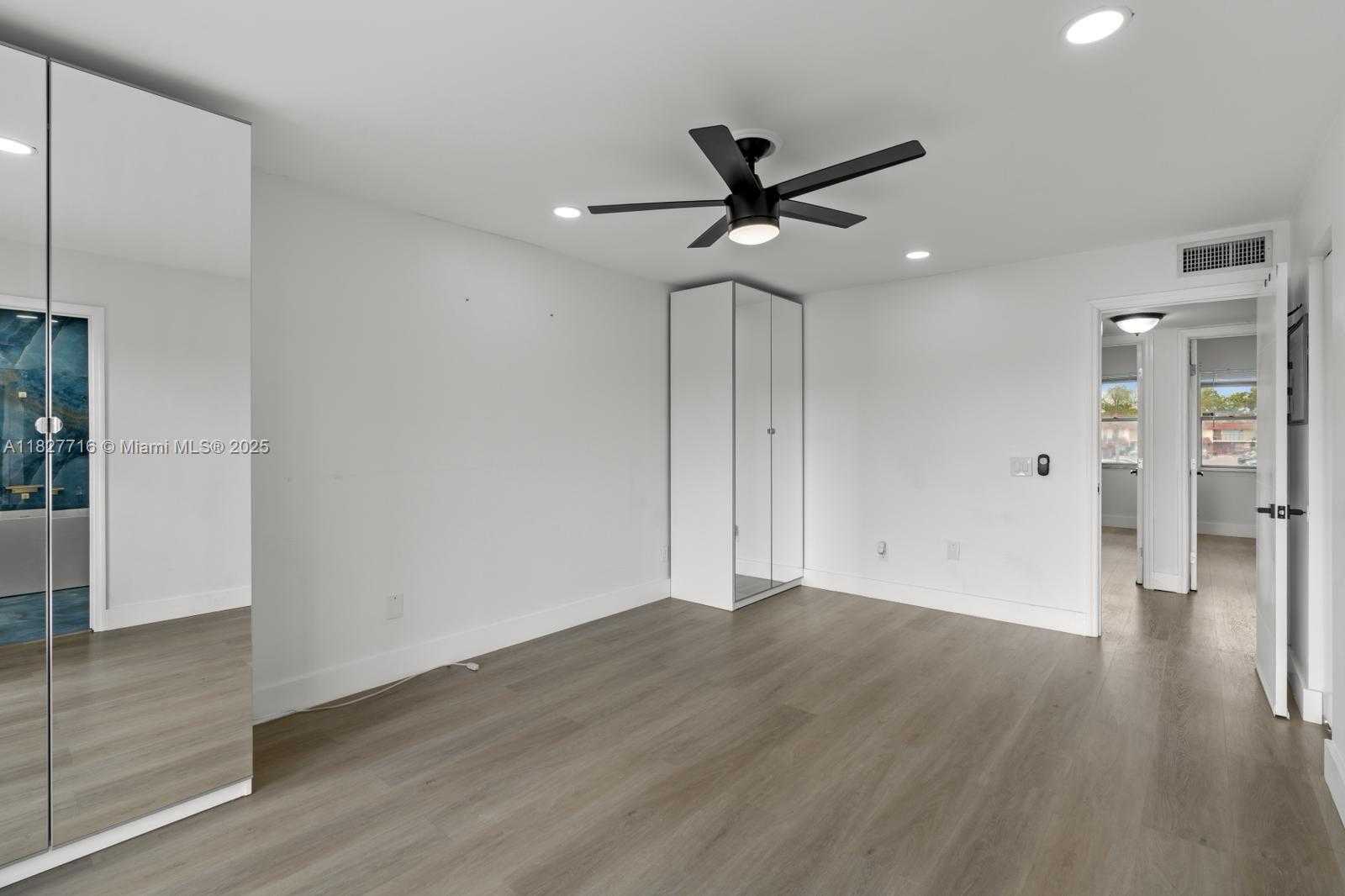 Small Image of 4162 SOUTH WEST 65 AVE #84, Davie Number 6
