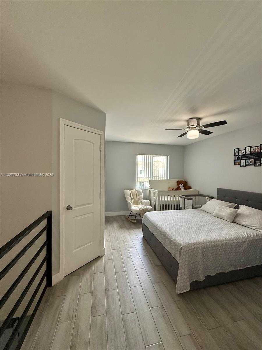 Small Image of 17425 NORTH WEST 67TH PL #F-13, Hialeah Number 12