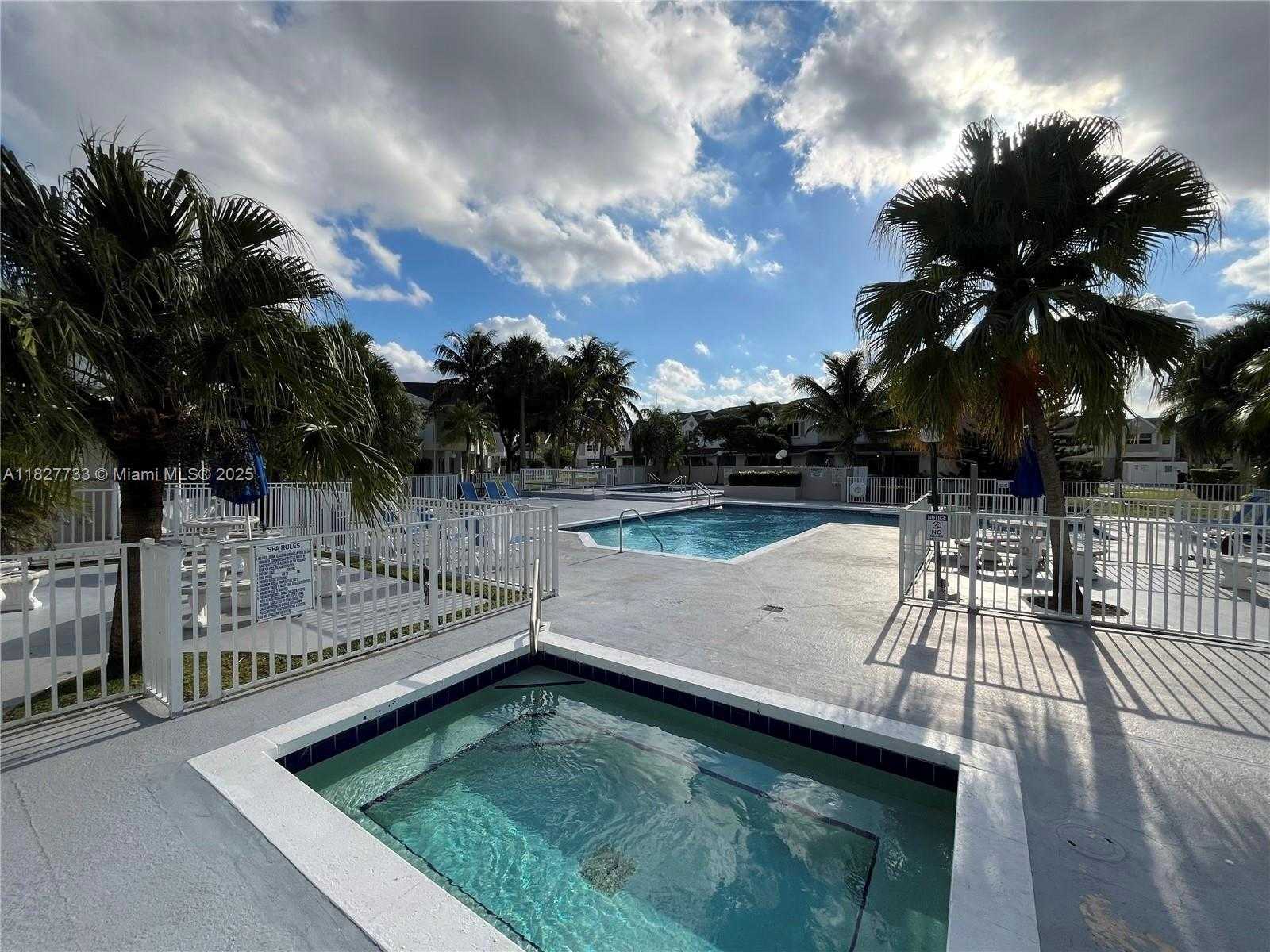 Small Image of 17425 NORTH WEST 67TH PL #F-13, Hialeah Number 18