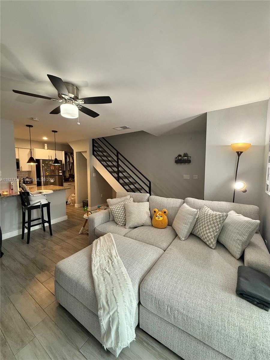 Small Image of 17425 NORTH WEST 67TH PL #F-13, Hialeah Number 2