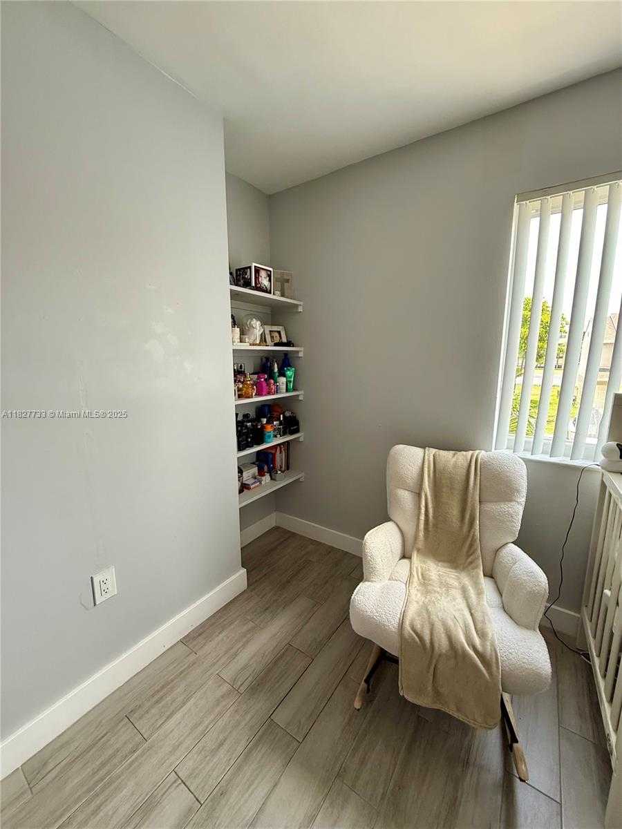 Small Image of 17425 NORTH WEST 67TH PL #F-13, Hialeah Number 9