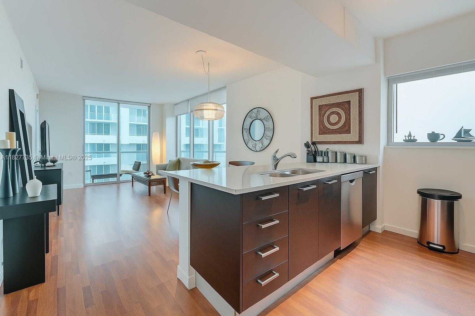 Small Image of 333 NORTH EAST 24TH ST #1401, Miami Number 5