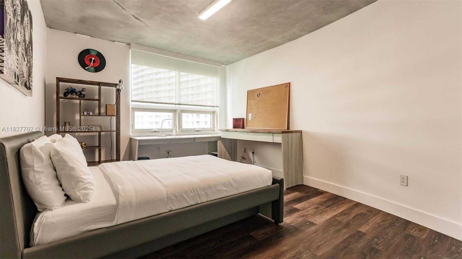 Small Image of 3250 NORTH EAST 1ST AVE #1101, Miami Number 34