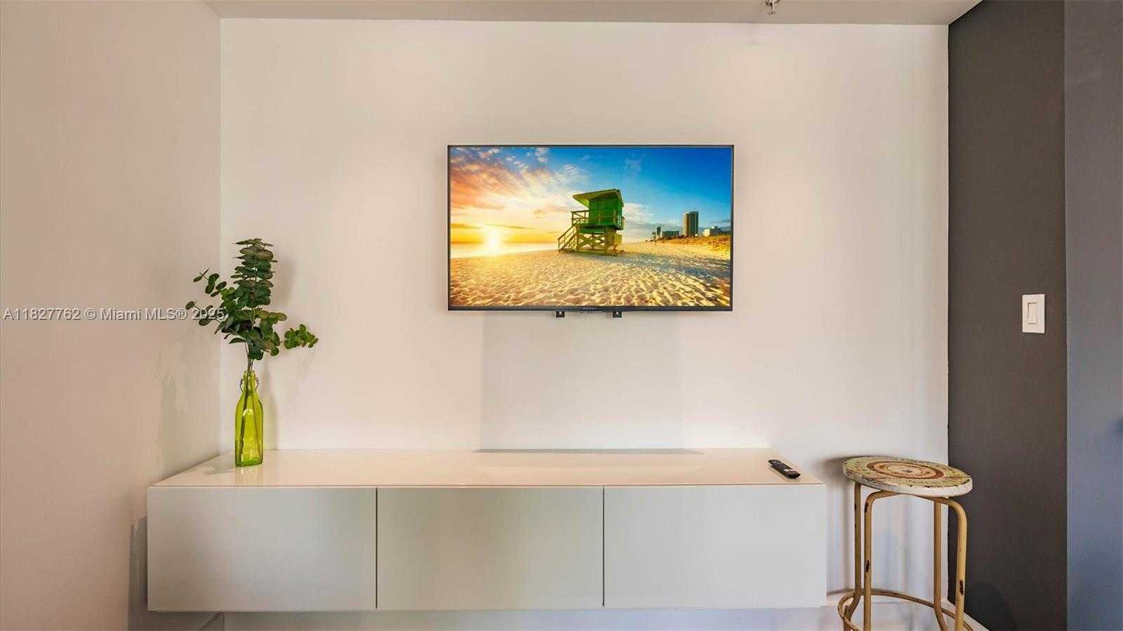 Small Image of 3250 NORTH EAST 1ST AVE #1101, Miami Number 9