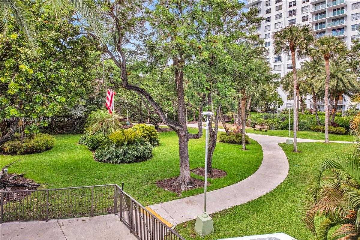 Small Image of 2851 NORTH EAST 183RD ST #2016E, Aventura Number 14