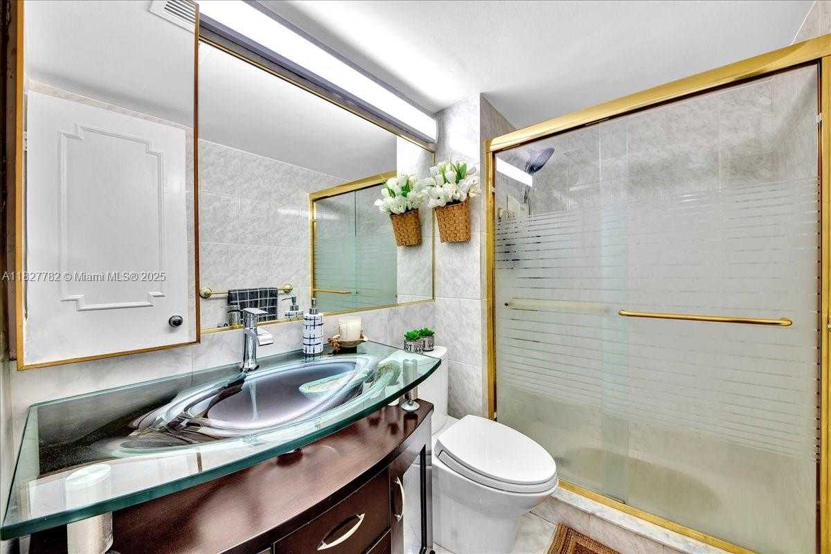 Small Image of 2851 NORTH EAST 183RD ST #2016E, Aventura Number 6