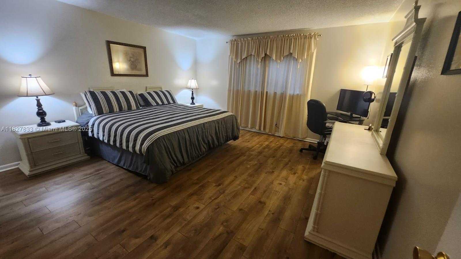 Small Image of 2061 NORTH WEST 47TH TER #103, Lauderhill Number 4