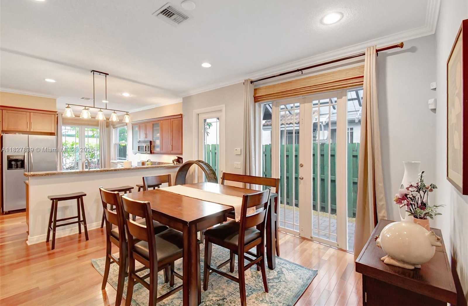 Small Image of 1110 SOUTH EAST 4TH AVE, Fort Lauderdale Number 13