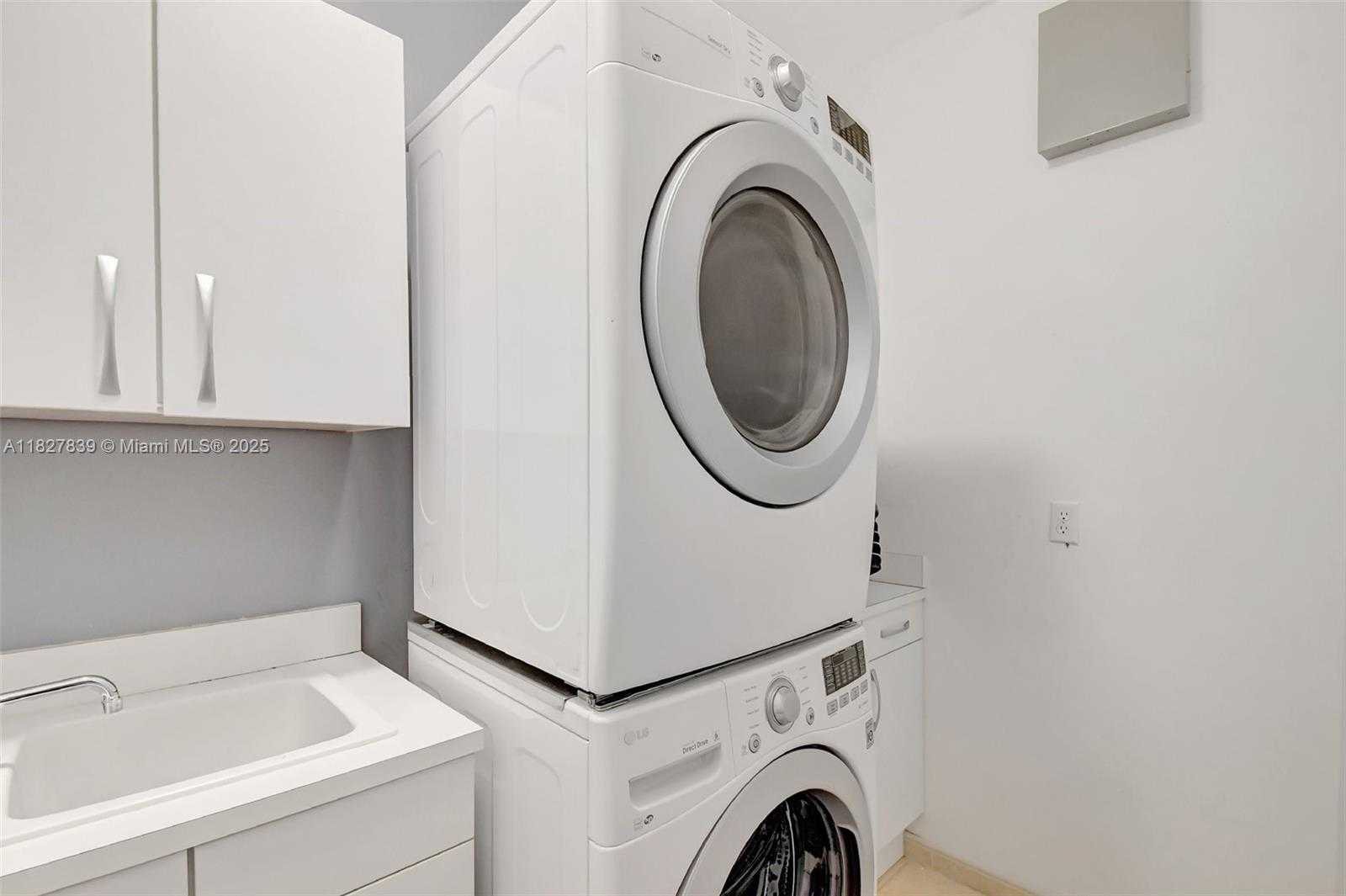 Small Image of 1110 SOUTH EAST 4TH AVE, Fort Lauderdale Number 27