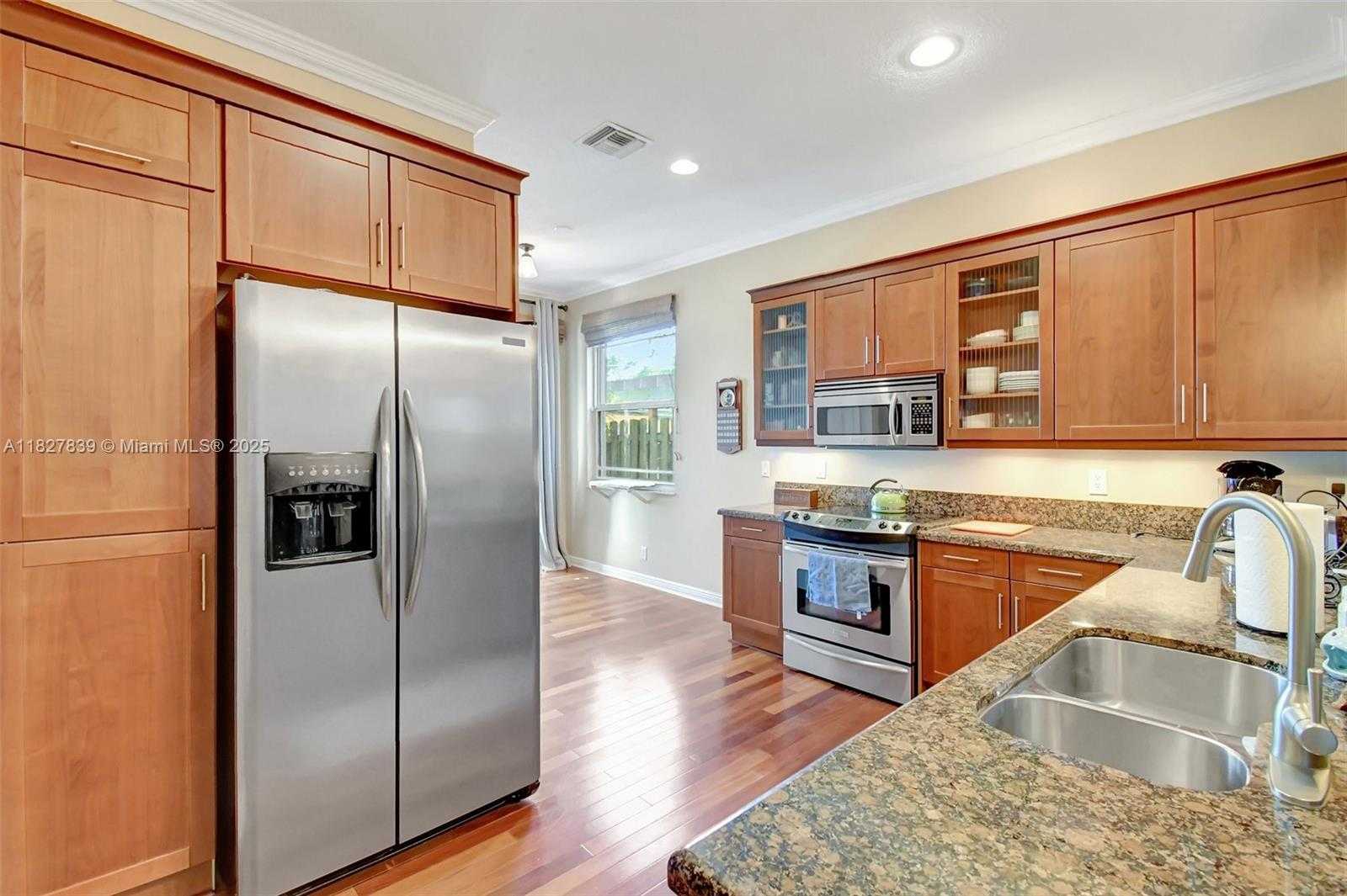 Small Image of 1110 SOUTH EAST 4TH AVE, Fort Lauderdale Number 8