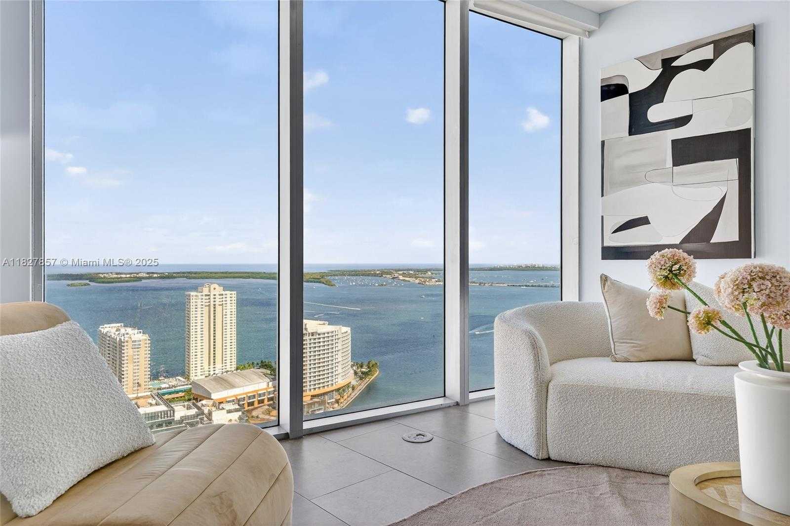 Small Image of 495 BRICKELL AVE #3901, Miami Number 22