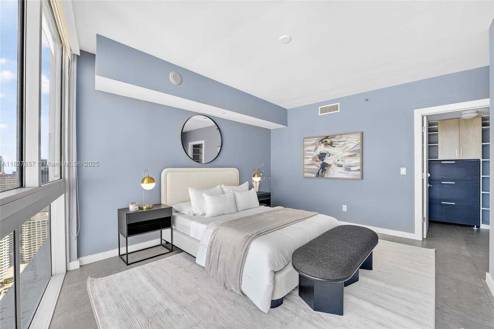 Small Image of 495 BRICKELL AVE #3901, Miami Number 34