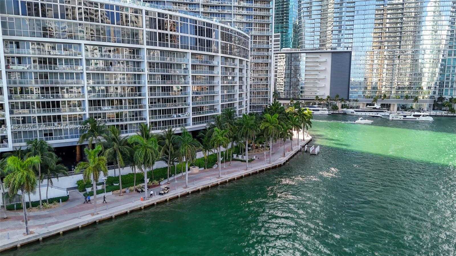 Small Image of 495 BRICKELL AVE #3901, Miami Number 52