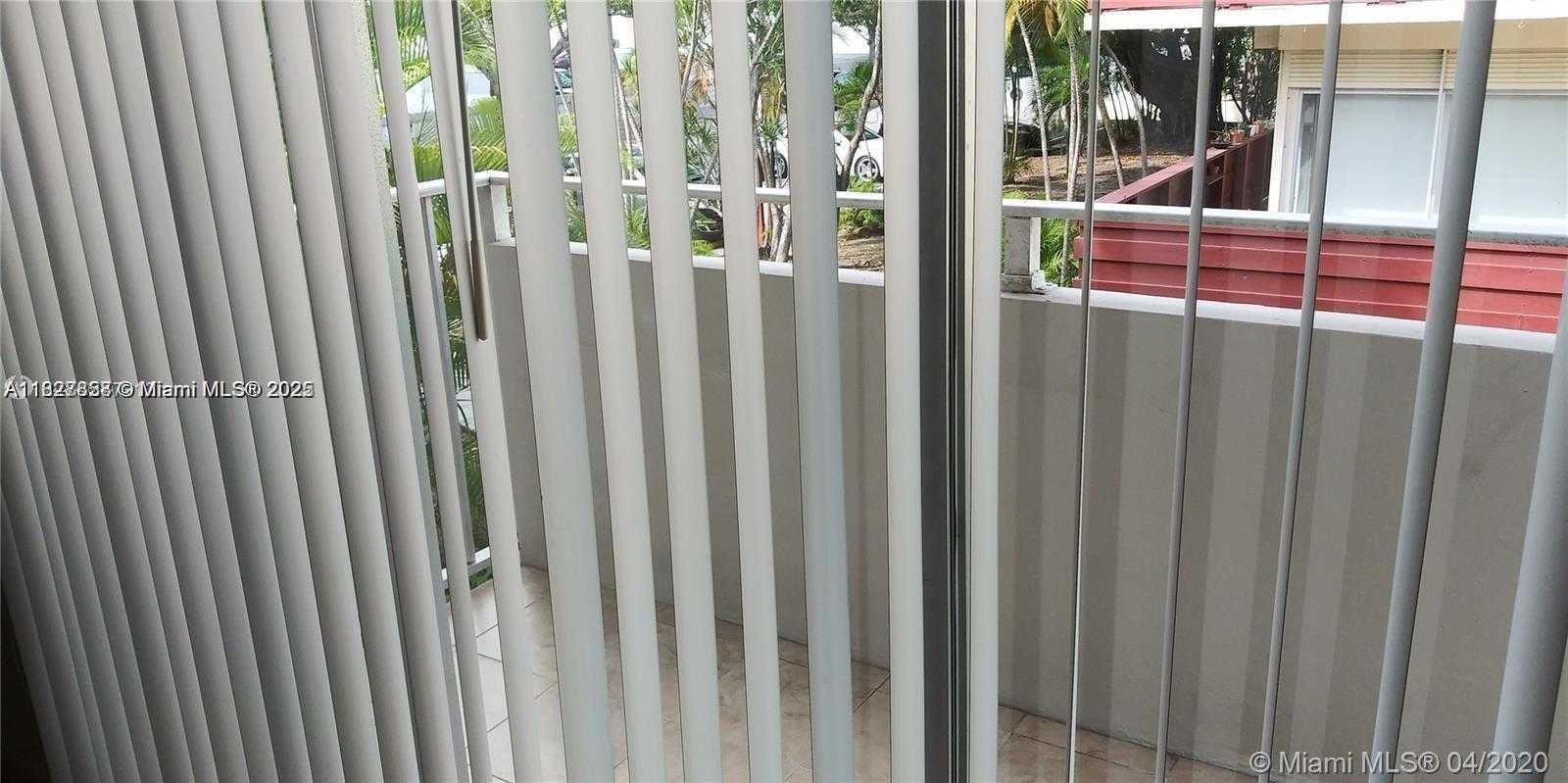 Small Image of 1235 MARIPOSA AVE #8, Coral Gables Number 18