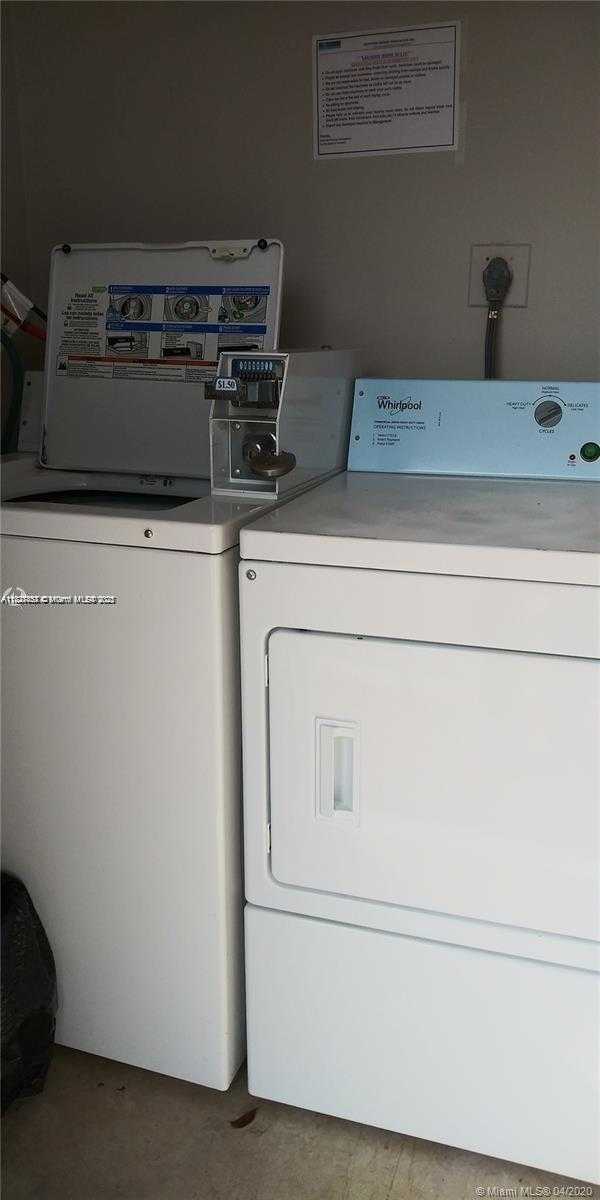 Small Image of 1235 MARIPOSA AVE #8, Coral Gables Number 19