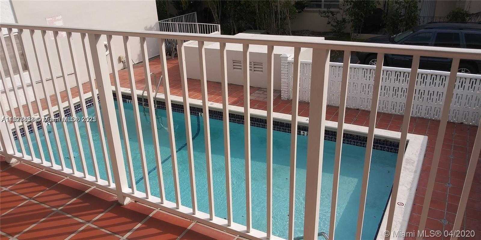 Small Image of 1235 MARIPOSA AVE #8, Coral Gables Number 21