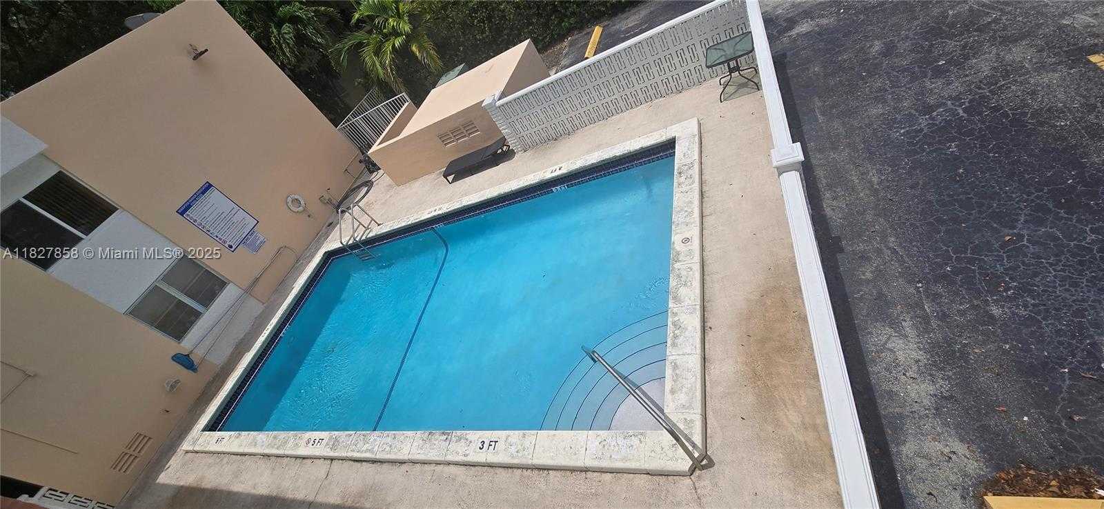 Small Image of 1235 MARIPOSA AVE #8, Coral Gables Number 25