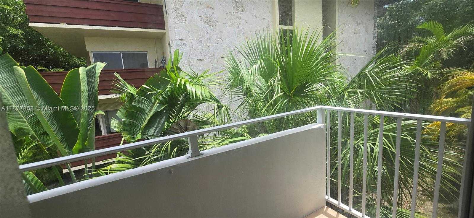 Small Image of 1235 MARIPOSA AVE #8, Coral Gables Number 29