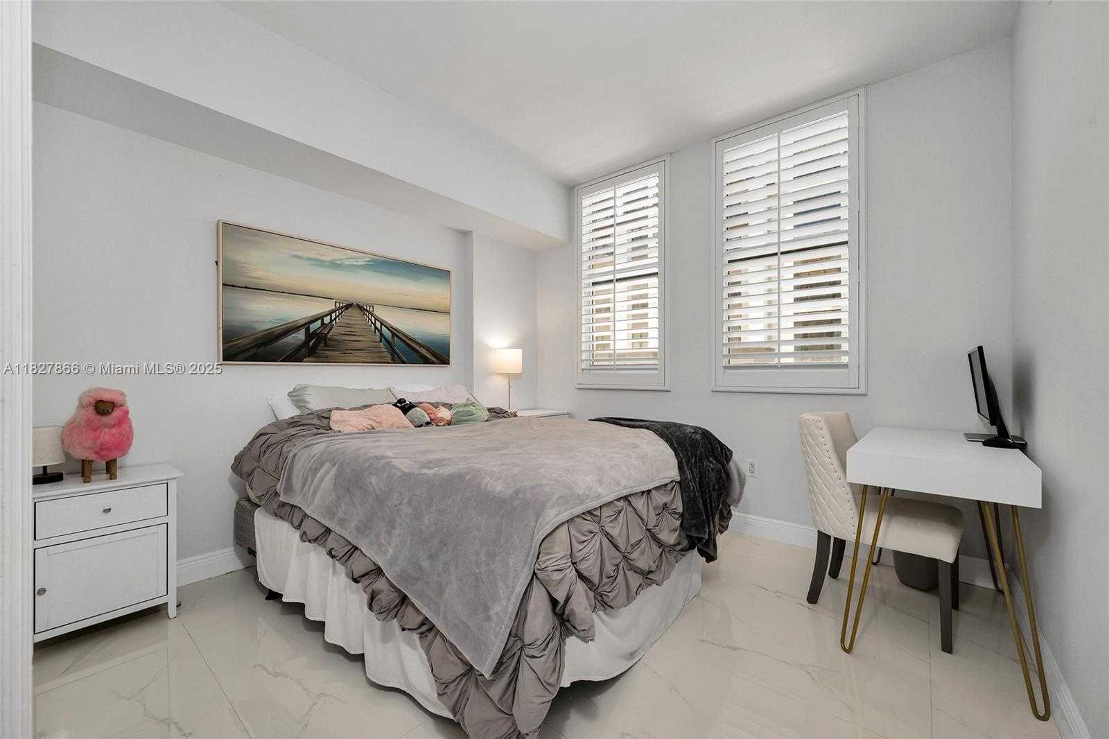 Small Image of 4100 SALZEDO ST #515, Coral Gables Number 19