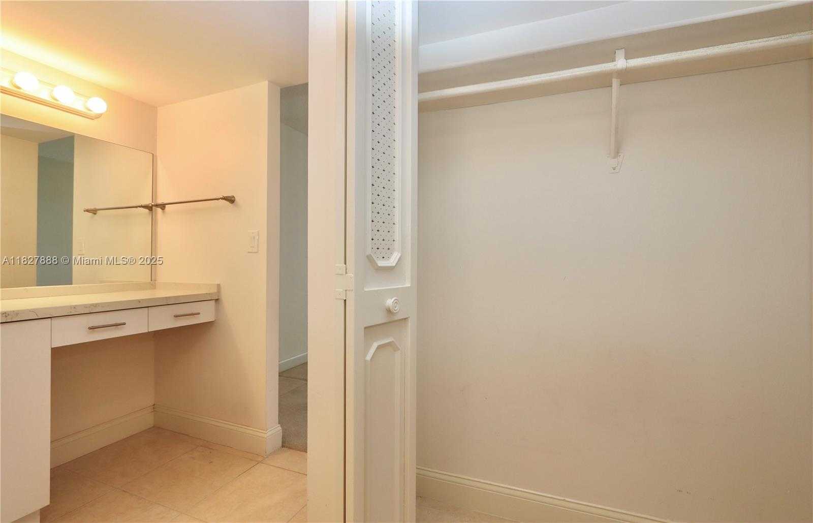 Small Image of 3475 NORTH COUNTRY CLUB DRIVE #501, Aventura Number 30