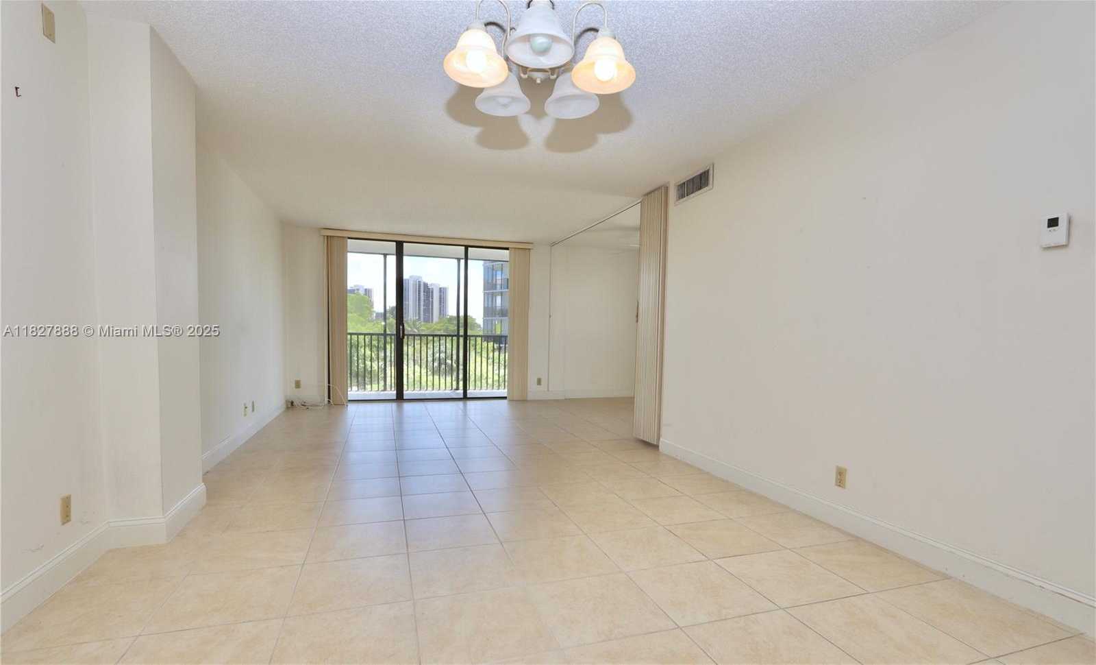 Small Image of 3475 NORTH COUNTRY CLUB DRIVE #501, Aventura Number 8