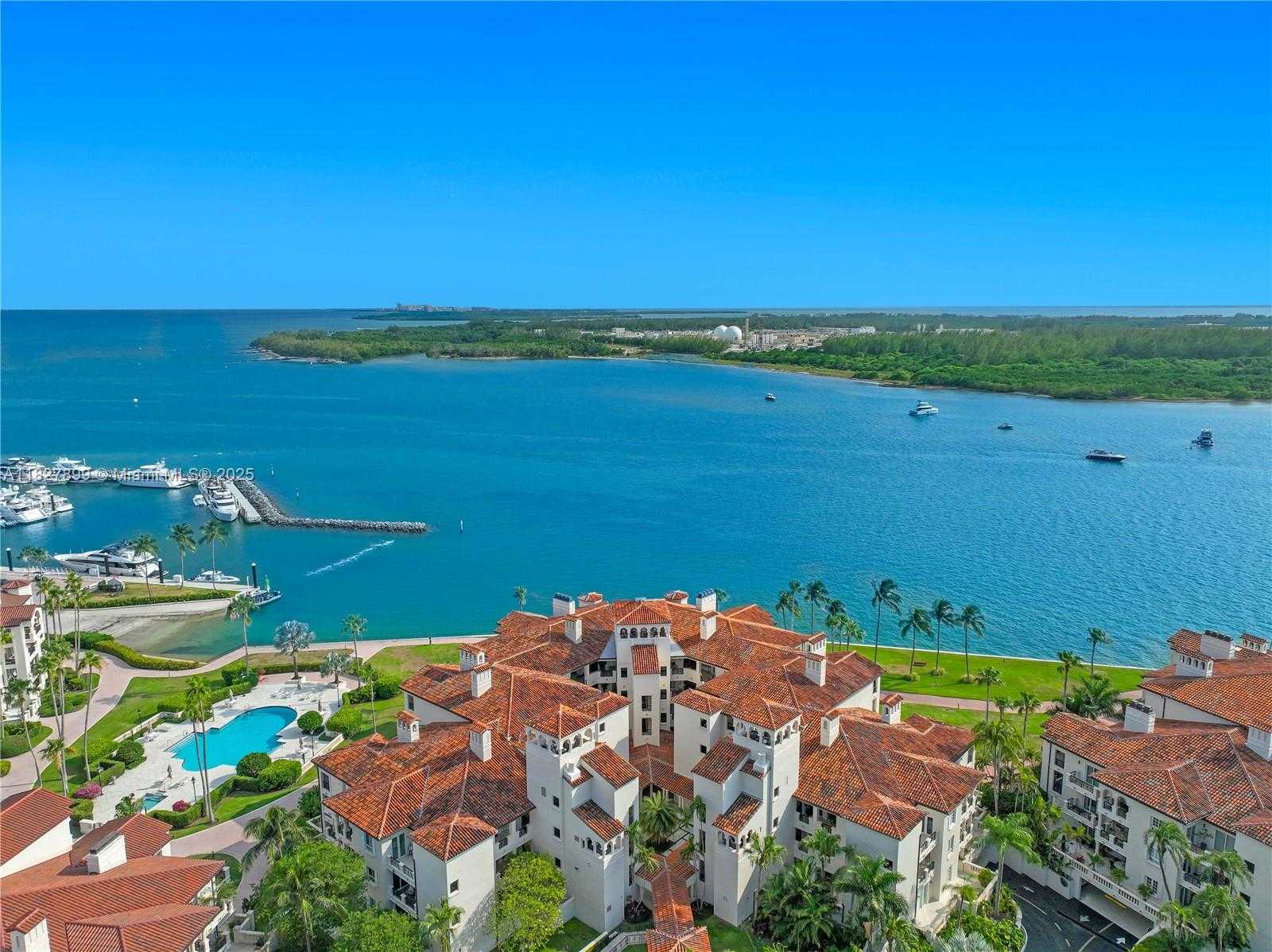 Small Image of 2443 FISHER ISLAND DR #5403, Miami Beach Number 26
