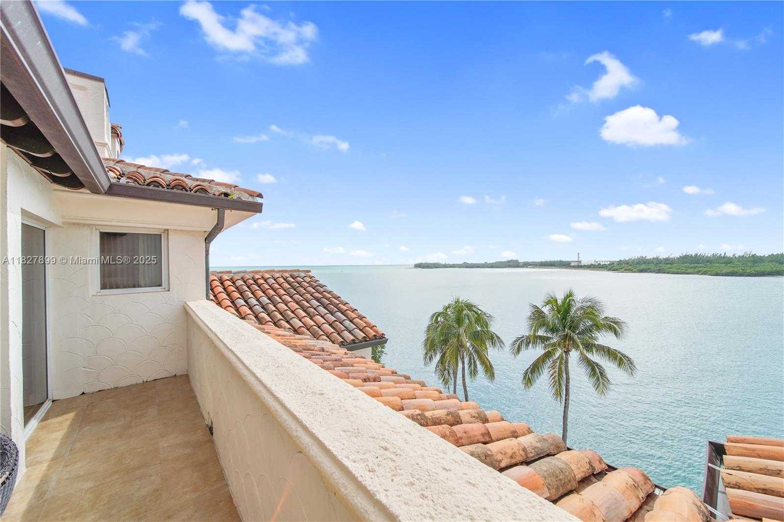 Small Image of 2443 FISHER ISLAND DR #5403, Miami Beach Number 3