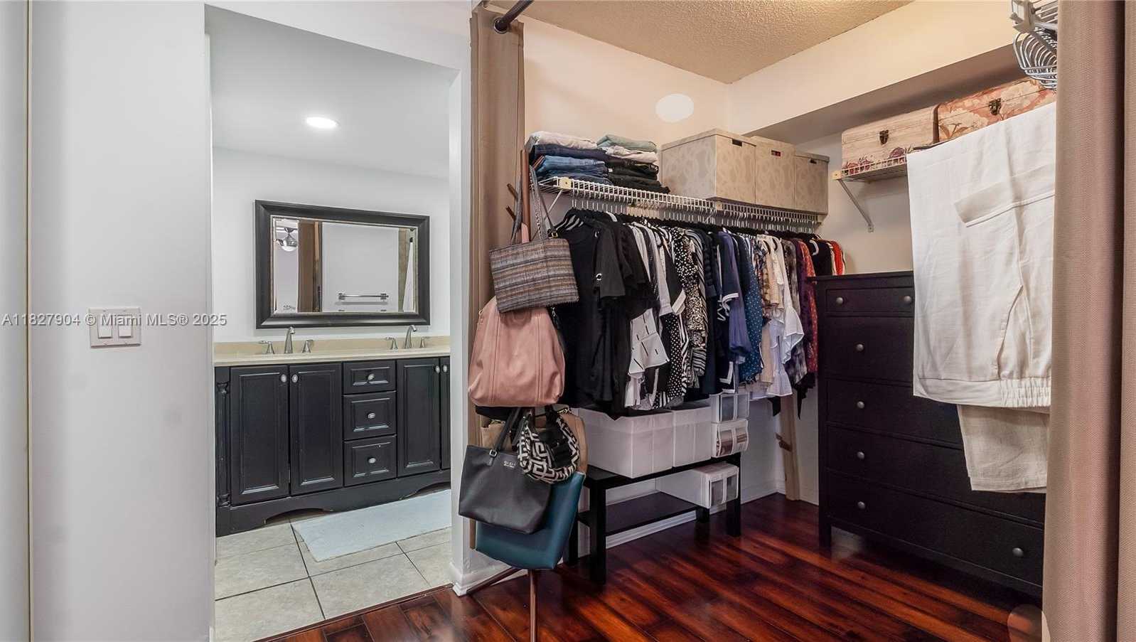 Small Image of 9109 SOUTH WEST 20TH ST, Davie Number 20