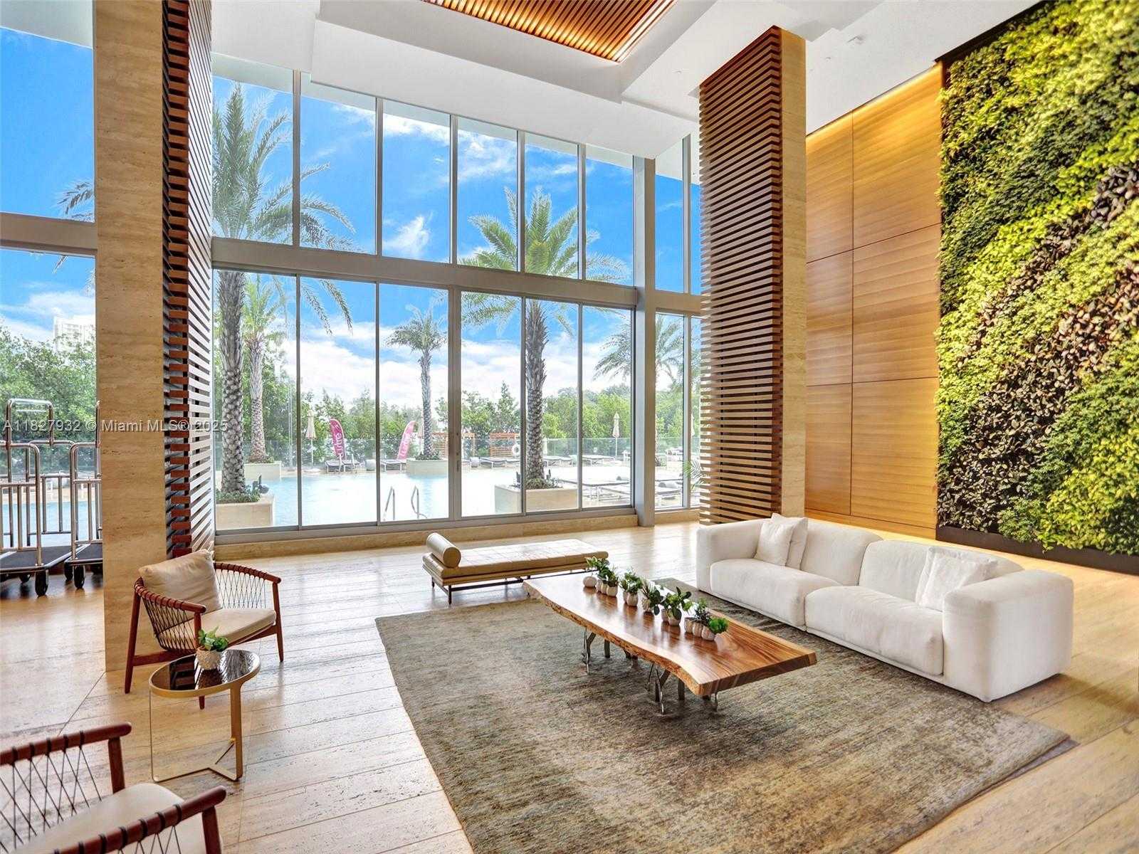 Small Image of 16385 BISCAYNE BLVD #403, North Miami Beach Number 16