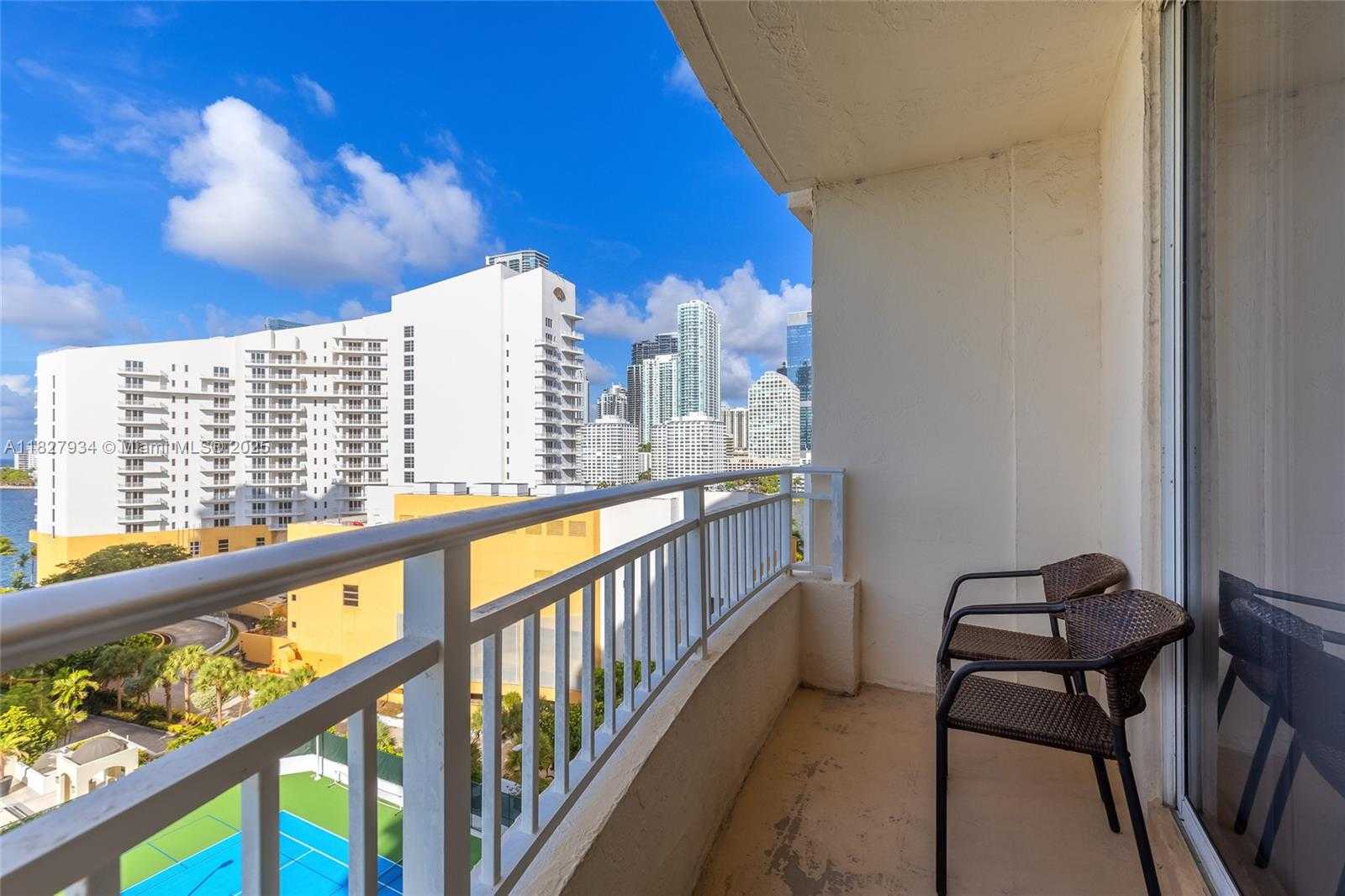 Small Image of 770 CLAUGHTON ISLAND DR #1210, Miami Number 10