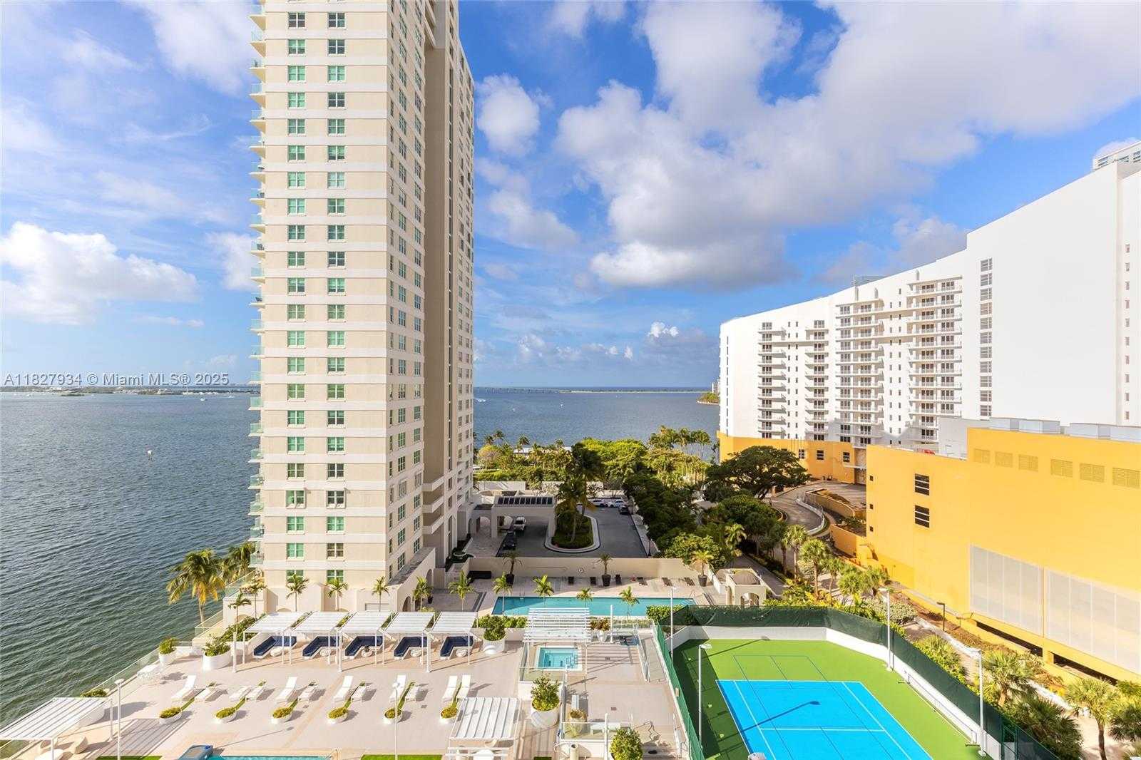 Small Image of 770 CLAUGHTON ISLAND DR #1210, Miami Number 12